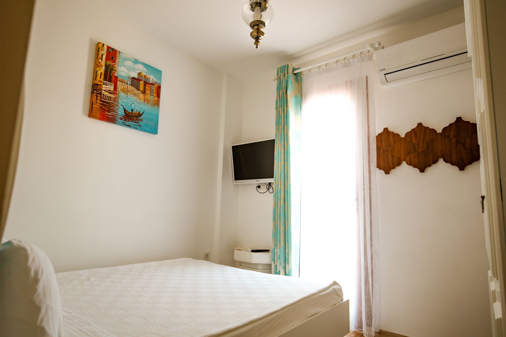 Menendi Otel フォチャ エクステリア 写真
